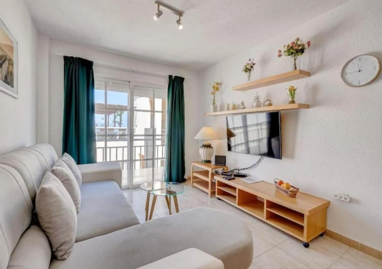 Apartment Panoramic Paradise: Stunning 3-Bedroom Retreat Callao Salvaje