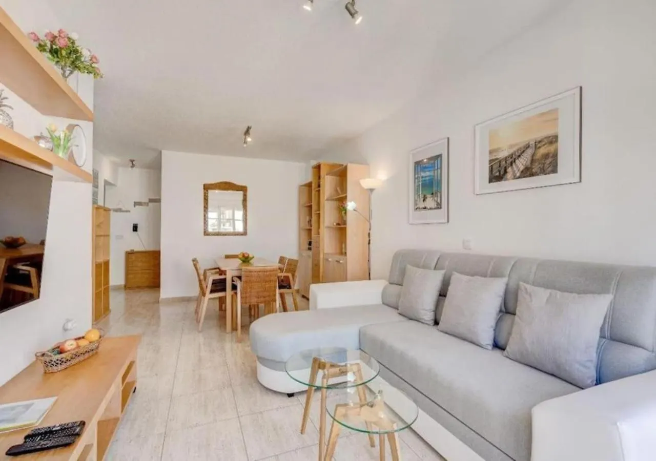 Panoramic Paradise: Stunning 3-Bedroom Retreat Callao Salvaje 0*,
