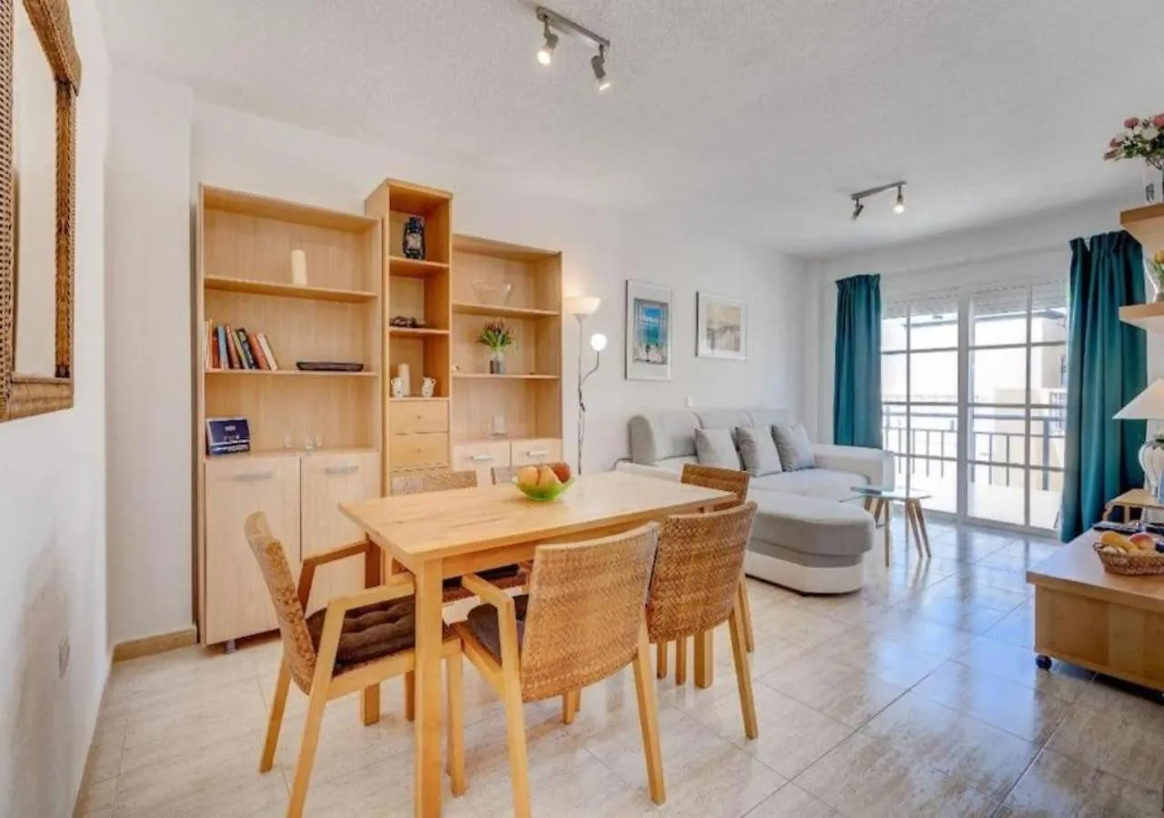 Panoramic Paradise: Stunning 3-Bedroom Retreat Callao Salvaje Apartment